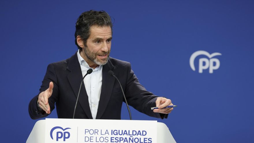 Rueda de prensa de Borja Sémper