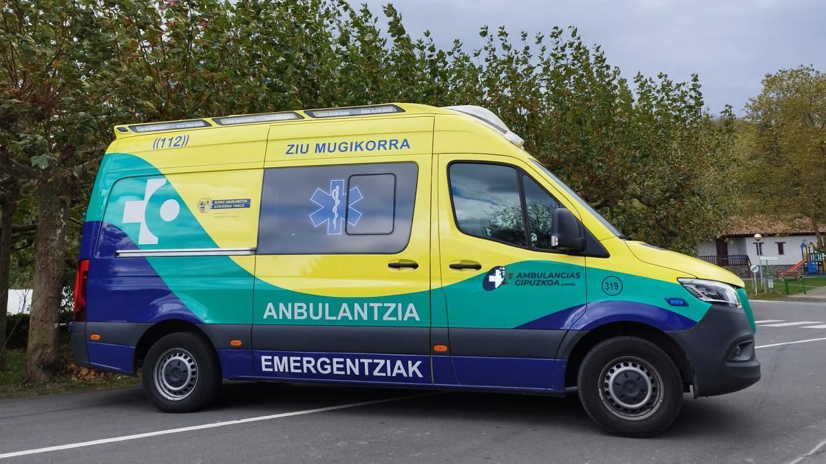 Los sindicatos alertan de "despidos" en Ambulancias Gipuzkoa por la publificación del servicio medicalizado en Elgoibar y Tolosa