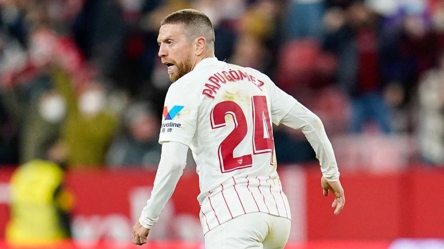 Según un medio español, "Papu" Gómez será sancionado por un doping positivo en Sevilla en un control días antes del Mundial de Qatar