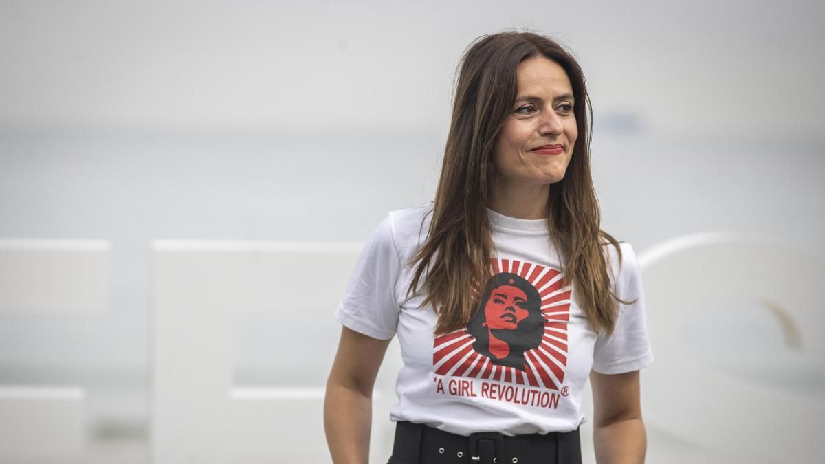 Artistas como Itziar Ituño y Bernardo Atxaga piden que se levante el "veto" a GKS en las fiestas vascas