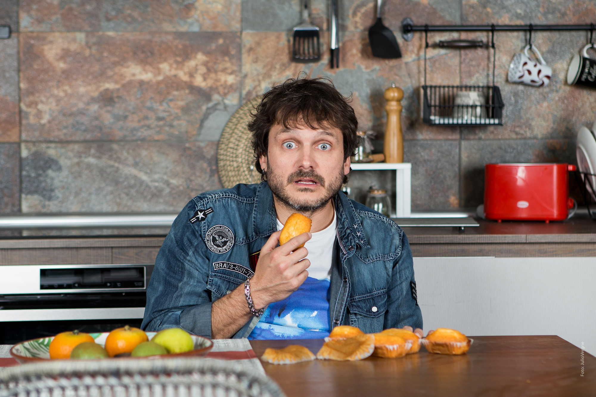 'Allí Abajo' muestra los posados oficiales de su tercera temporada