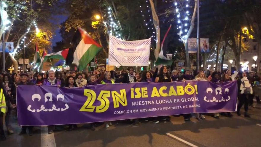 Inicio de la manifestación en Madrid contra la violencia machista: “25N ¡Se acabó! Nuestro grito es global”
