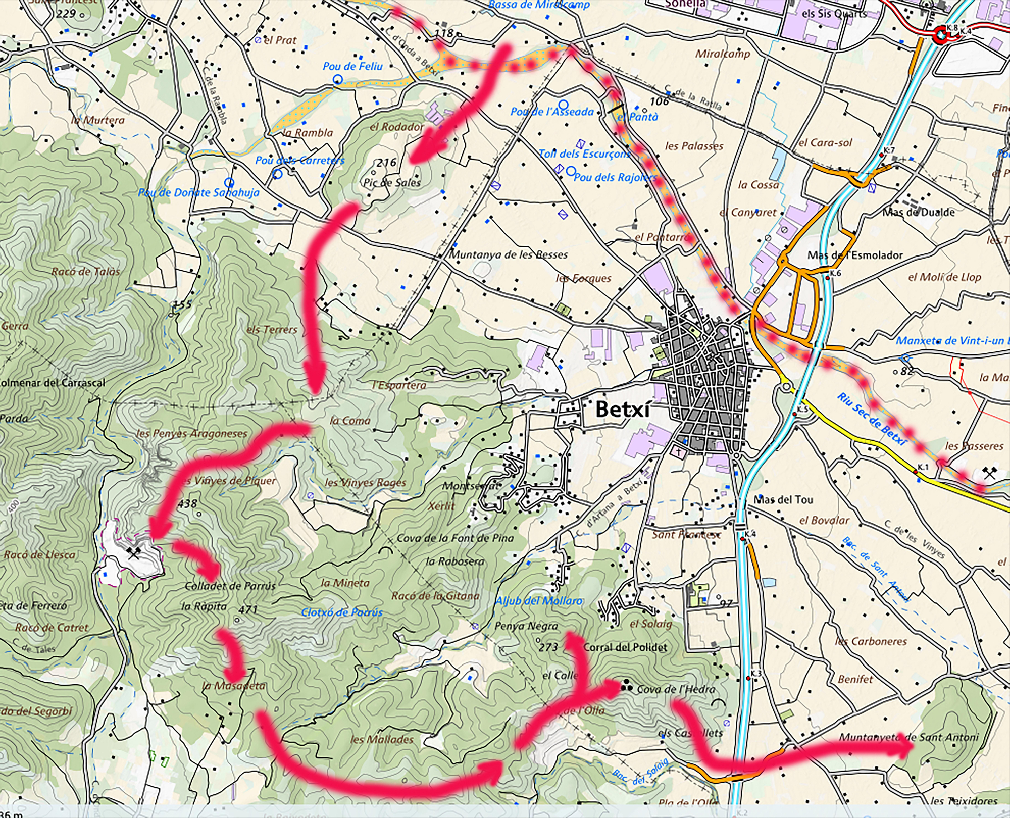 Les fletxes indiquen l’evolució de l’ofensiva franquista per a conquerir Betxí. La línia de punts indica la situació del front fins que els rebels tanquen el setge.