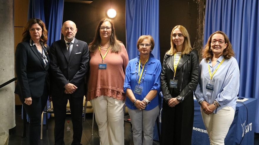 La asamblea general de la Asociación de Víctimas del Terrorismo aprueba la gestión de Maite Araluce y su junta directiva.