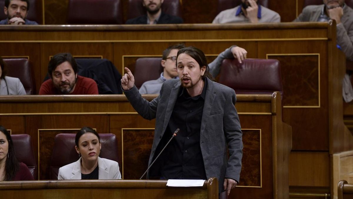 Pablo Iglesias anuncia que Podemos tomará la iniciativa en Murcia si el PSOE no presenta moción de censura