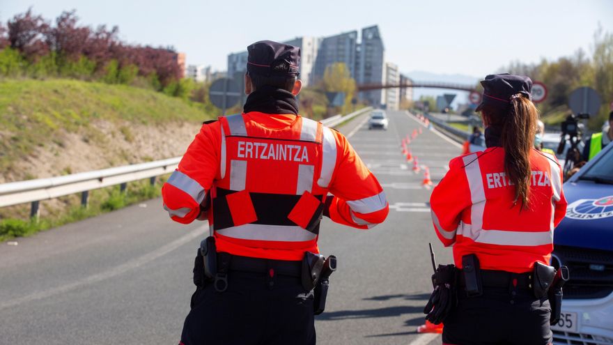 Abierta la inscripción para 497 plazas de la Ertzaintza y la Policía local