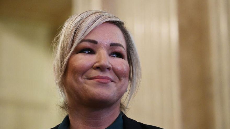 Michelle O'Neill, la primera líder de Irlanda del Norte del Sinn Féin y adalid de la nueva generación
