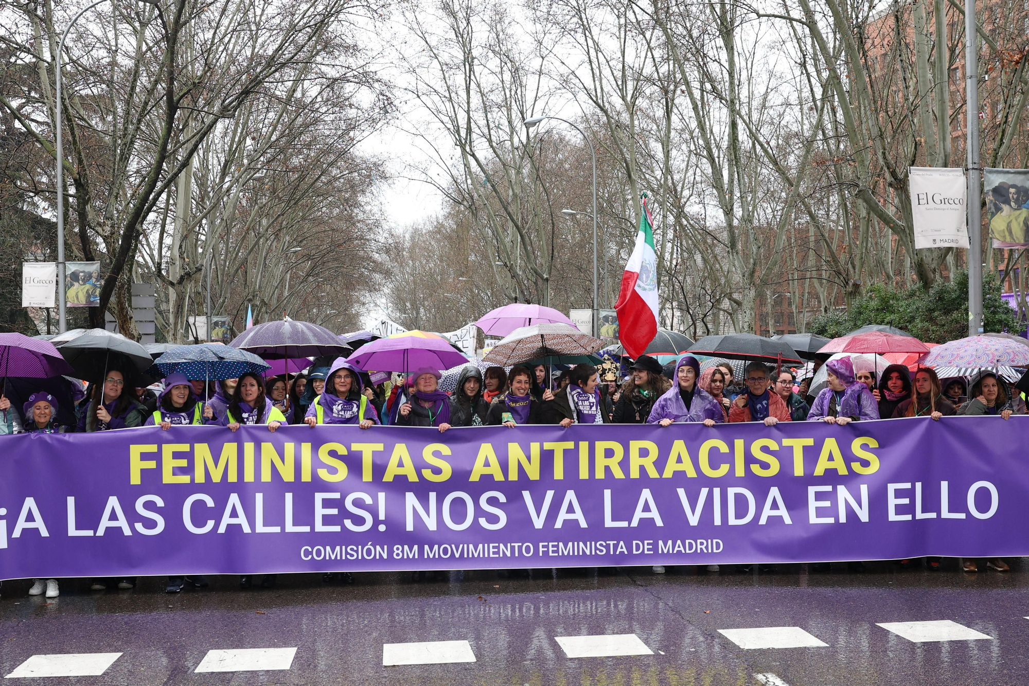 Cabecera de la manifestación de la Comisión 8M en Madrid de 2025