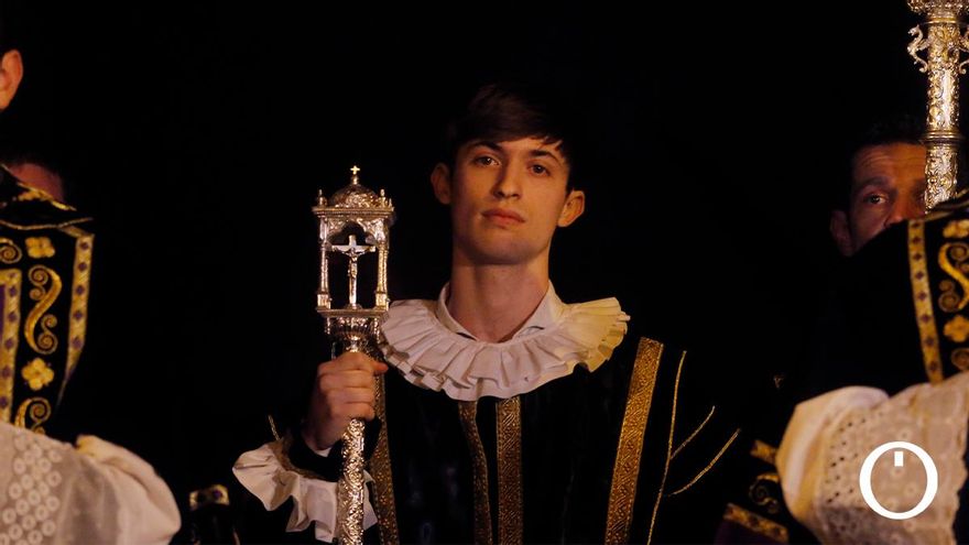 La Buena Muerte marca la madrugá del Viernes Santo