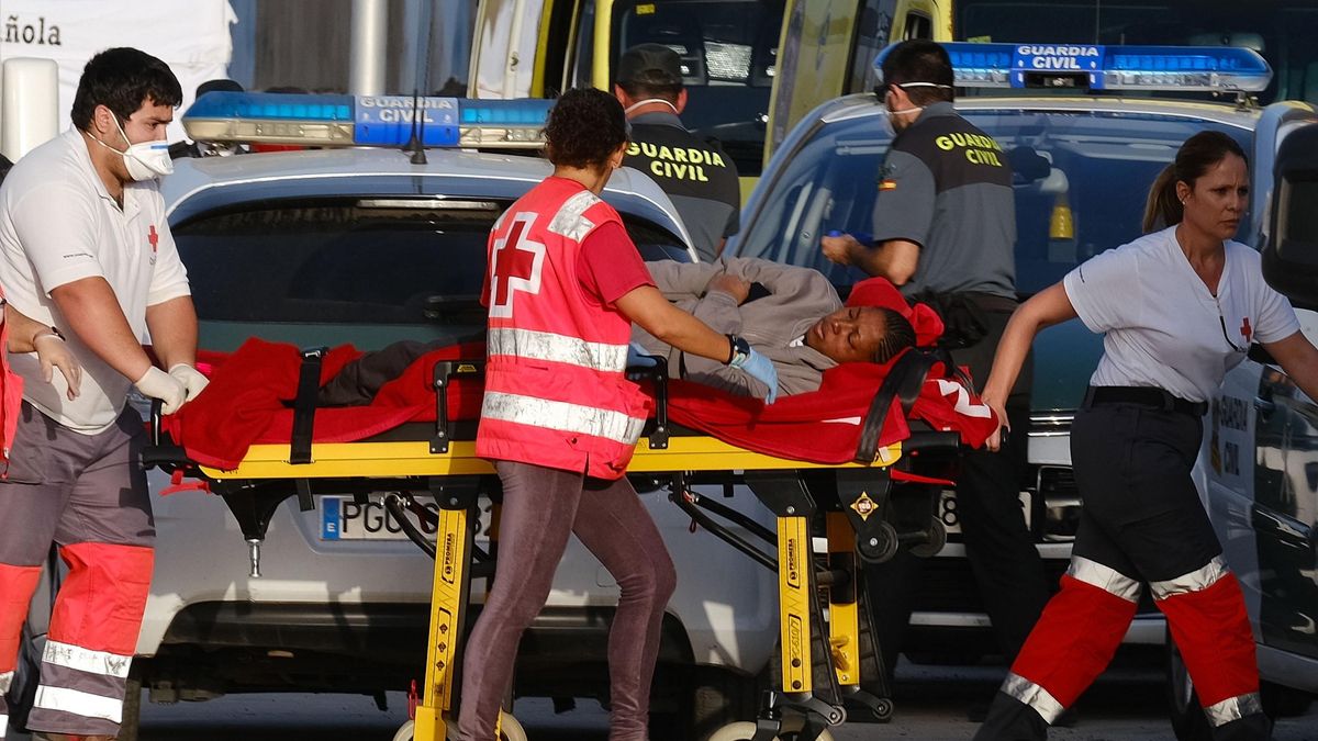 La llegada de 68 personas migrantes a Fuerteventura, en imágenes