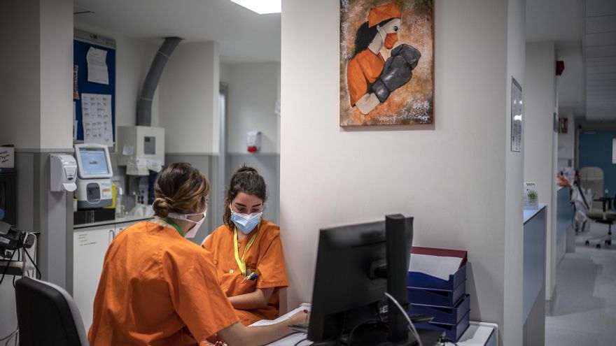 Unidad de Cuidados Intensivos (UCI) del hospital Gregorio Maranon, Madrid.
Foto: Olmo Calvo