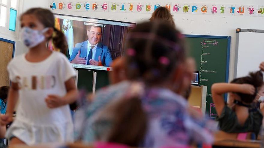 La democracia del aprobado: Andalucía quiere que los profesores voten si un alumno con suspensos pasa de curso