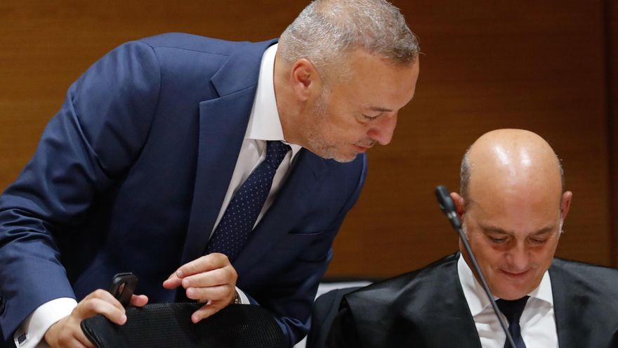La sombra del exjuez Alba eclipsa el arranque del juicio por fraude fiscal contra Miguel Ángel Ramírez