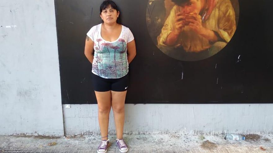 Tres DNI, tres nombres, tres apellidos: "Hay vecinos que les dan a sus hijos pan con leche"