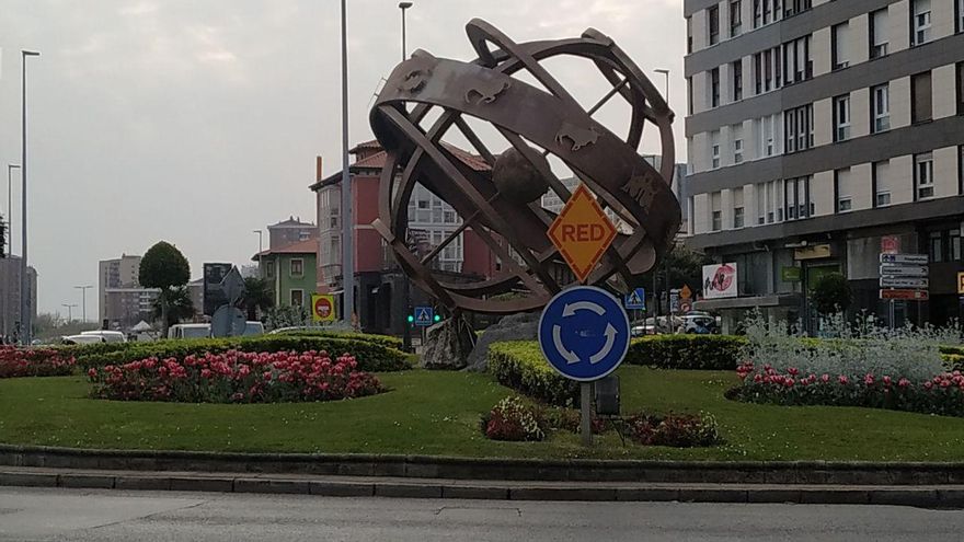 Esfera Armiliar, en Cuatro Caminos.