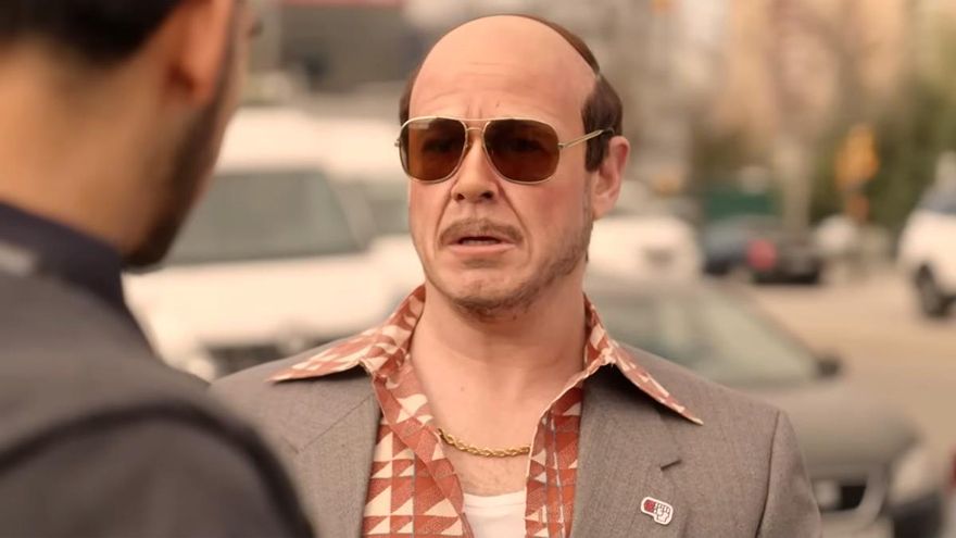 'Polònia' parodia un Torrente de izquierdas que elogia a los menas y es feminista: "El brazo progre de la ley"