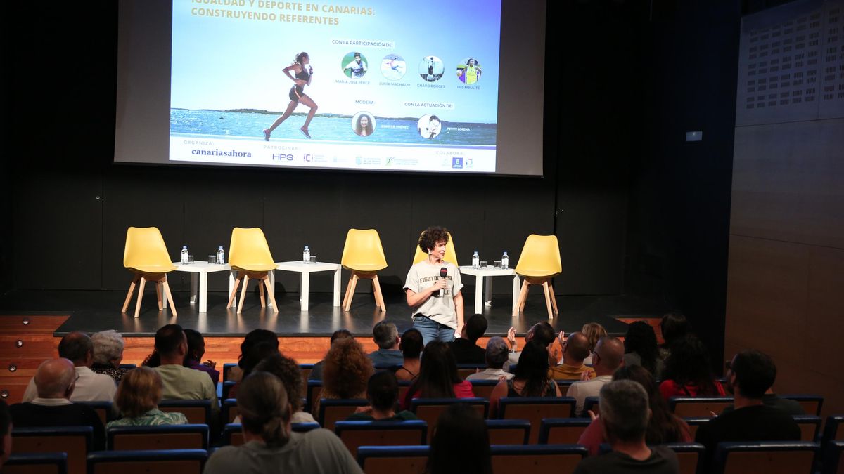 La monologuista Petite Lorena.