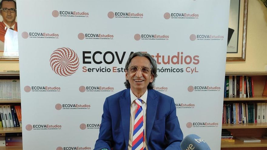 Los economistas de Castilla y León avisan que la inflación y el desabastecimiento son una "bomba de relojería" para el campo