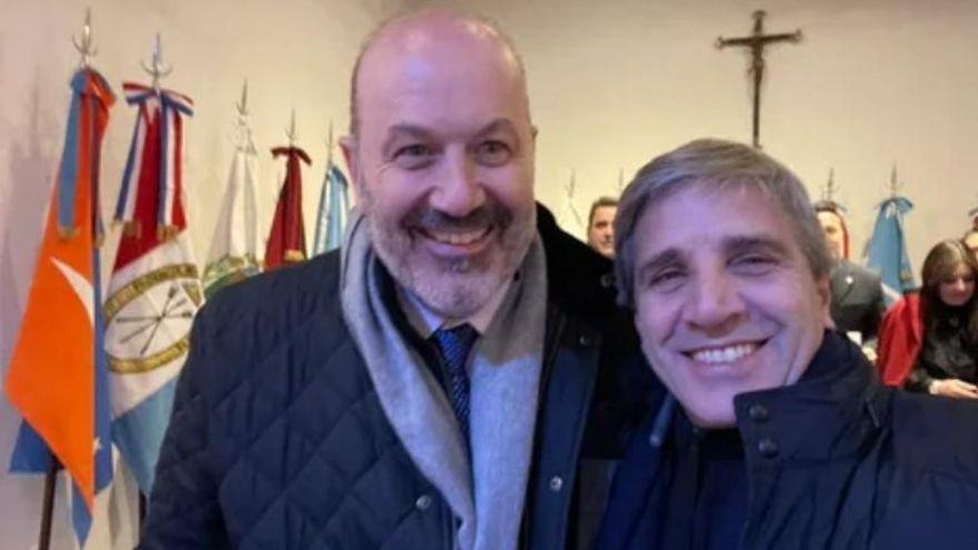 Sturzenegger participó de su primera reunión de gabinete, a la espera de nuevos anuncios del Gobierno