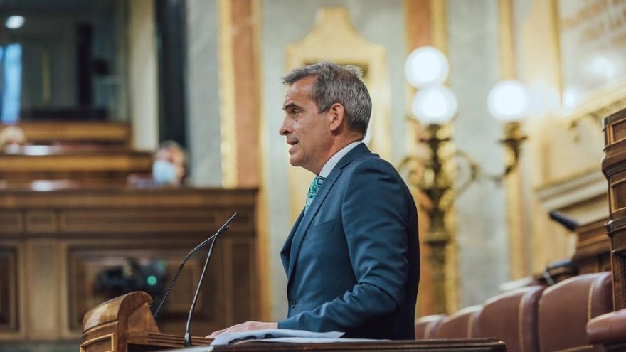 Vox propone como consejero de À Punt a uno de los gestores de Disenso, la fundación a la que Abascal ha trasladado 9 millones de euros