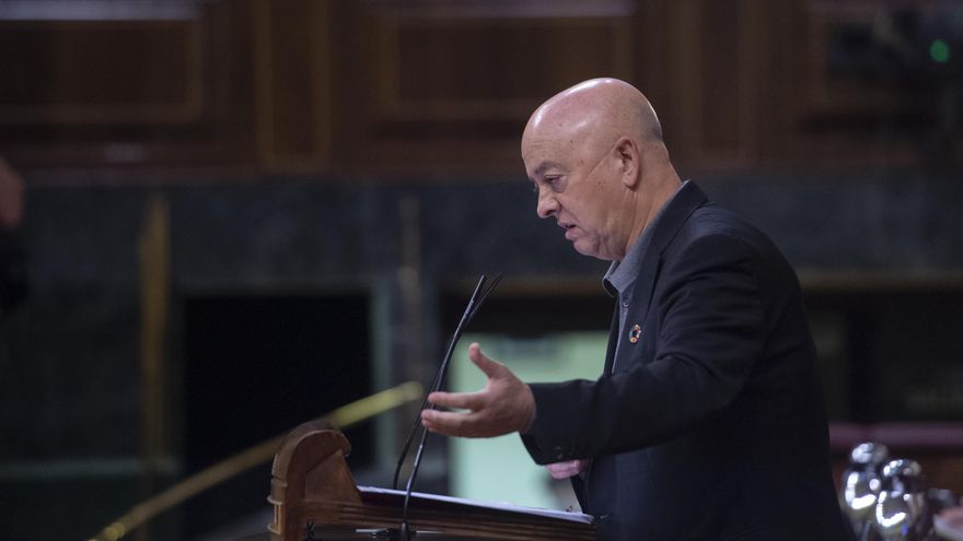 Archivo - El diputado por Guipúzcoa del Grupo Parlamentario Socialista, Odón Elorza González, interviene en una sesión plenaria en el Congreso de los Diputados, a 20 de mayo de 2021, en Madrid, (España).