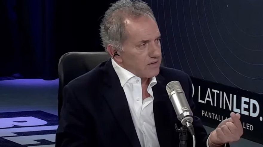 Scioli pidió "el Premio Nobel de Economía para Milei si se profundiza la senda de la recuperación y el desarrollo"