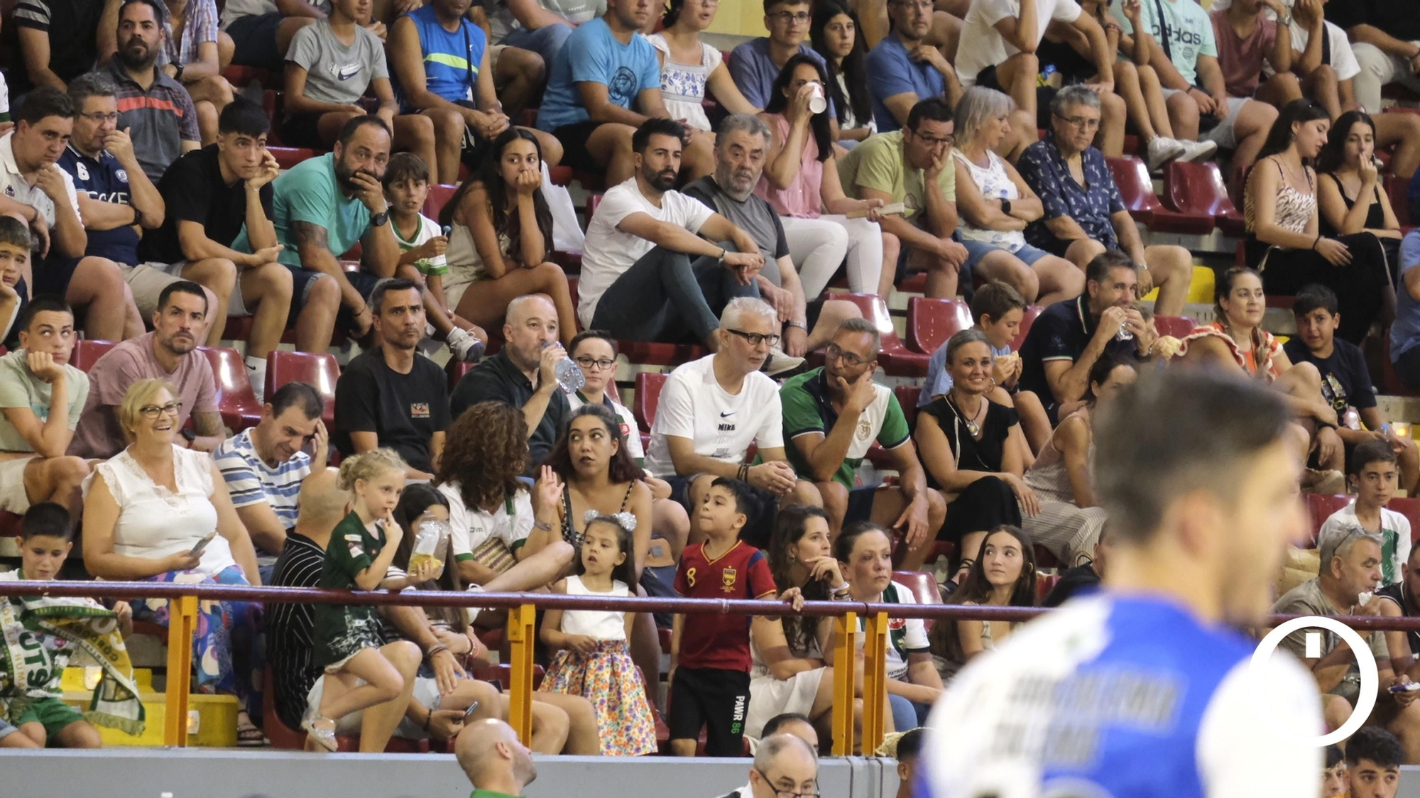 Las imágenes del Córdoba Patrimonio - UD Grazalema