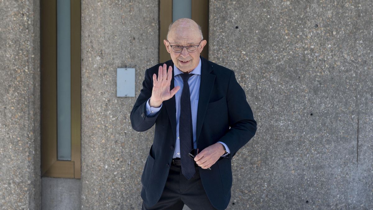 Montoro se da de baja del PP tras su imputación