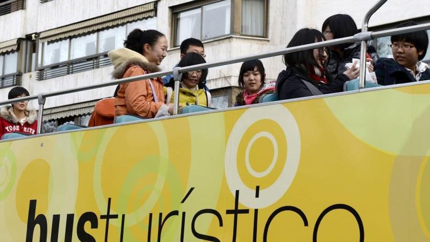 Los ayuntamientos de Madrid, Barcelona y Toledo se preparan para recibir miles de turistas chinos.