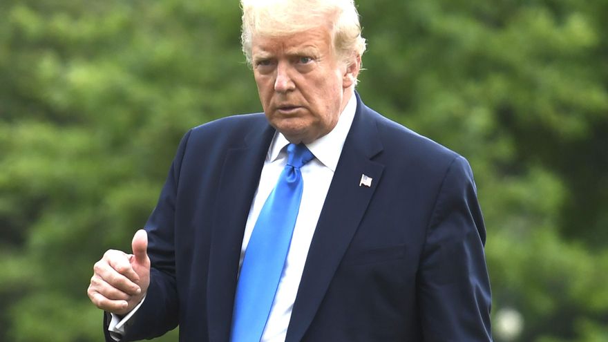 Trump dice que juega al golf "muy rápido" para hacer "un poco" de ejercicio