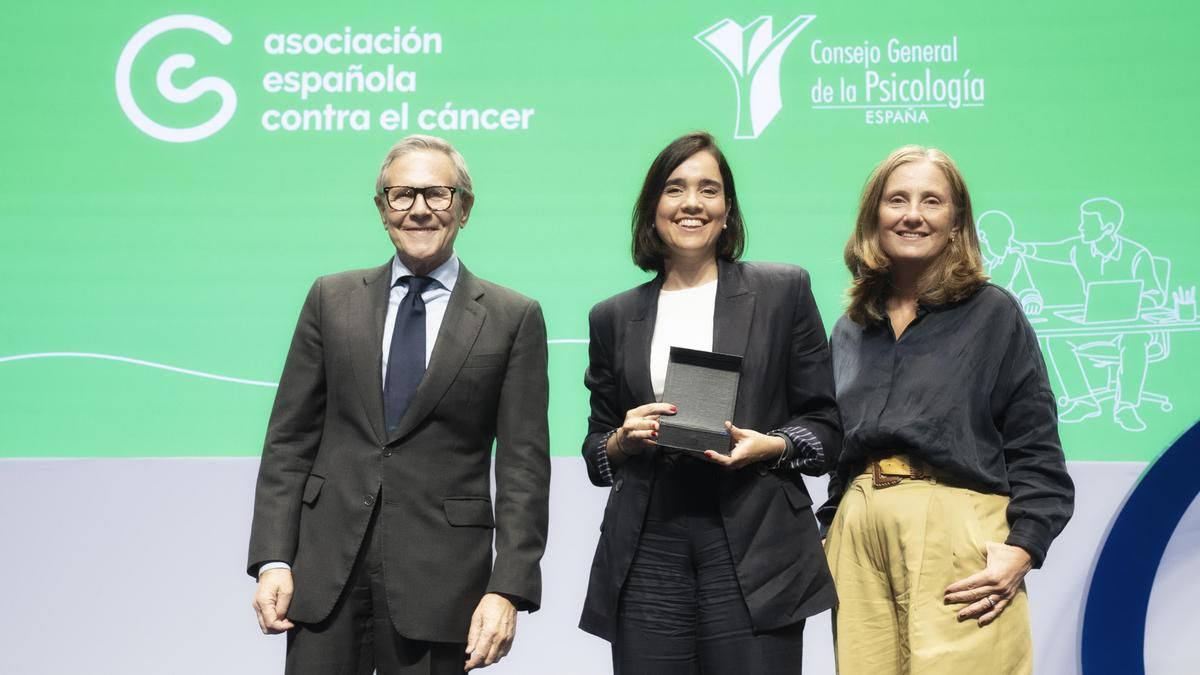 La Fundación DinoSol recibe el reconocimiento nacional que concede la AECC por su responsabilidad corporativa