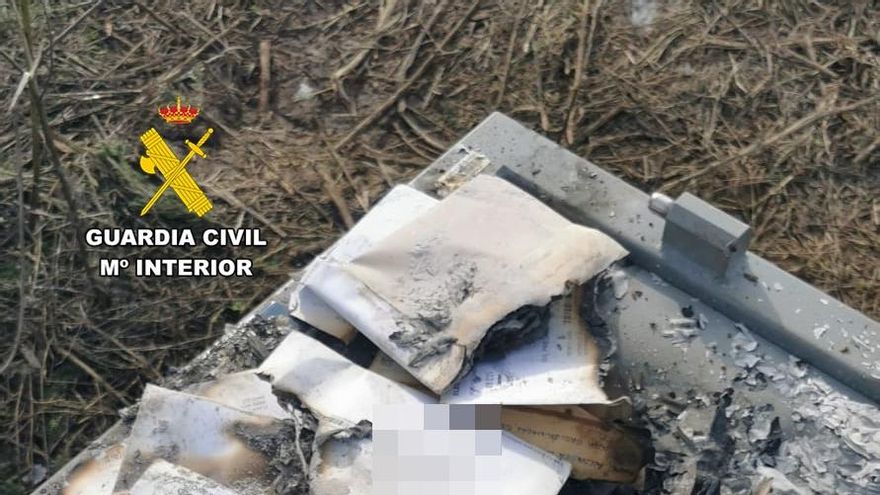 La Guardia Civil desarticula el grupo al que se le atribuye el robo de los votos por correos en Extremadura