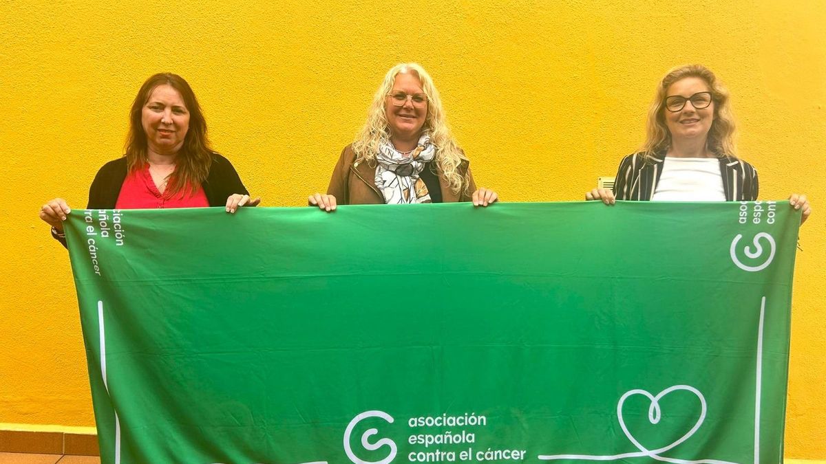 Presentación del almuerzo solidario del  ayuntamientos de la comarca noroeste  a beneficio de la Asociación Española contra el Cáncer.