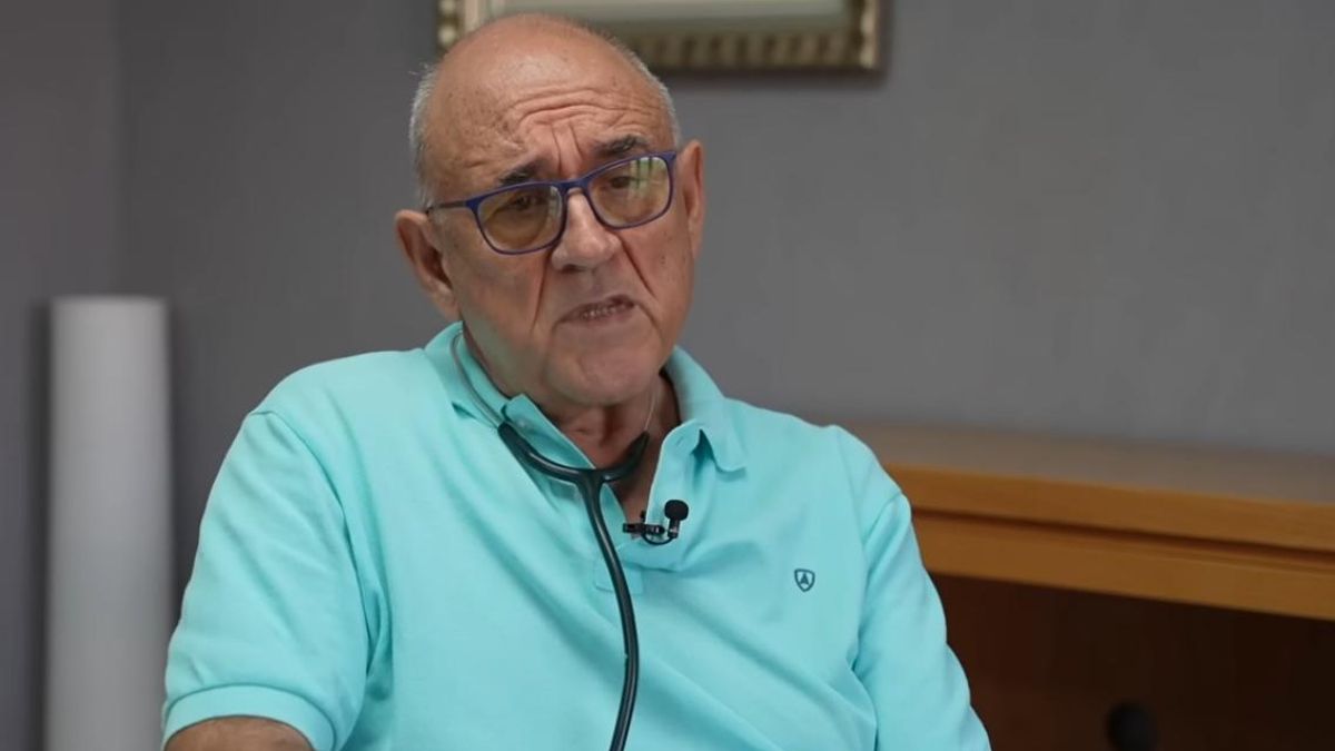 El médico del alcalde de Noblejas sobre su huelga de hambre: “Empieza a preocuparme en serio”