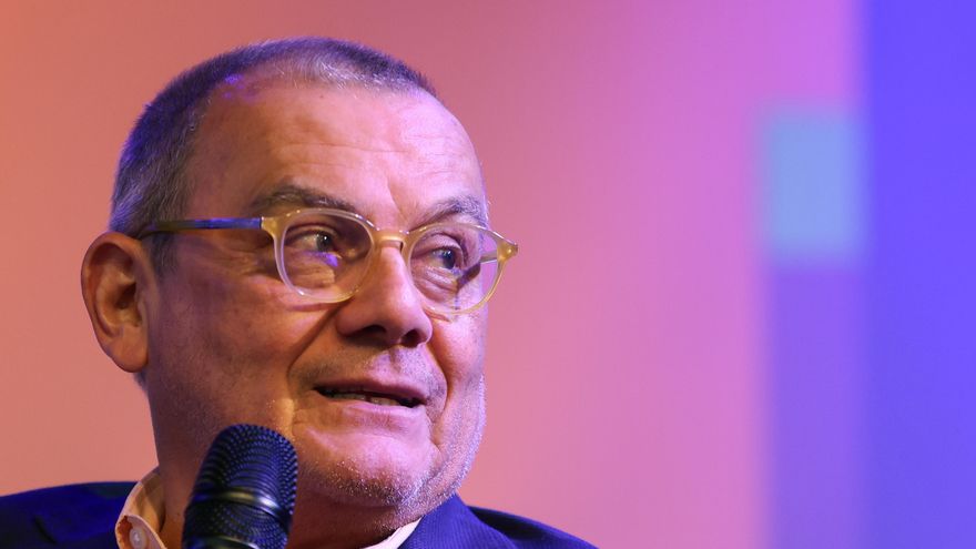 El salvadoreño Castellanos Moya vuelve a la ficción con su novela 'Cornamenta'