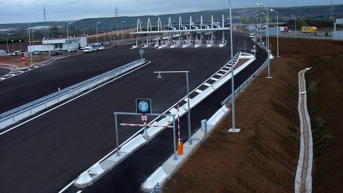 Fomento y Hacienda "trabajan para ayudar y acompañar" a las autopistas en quiebra