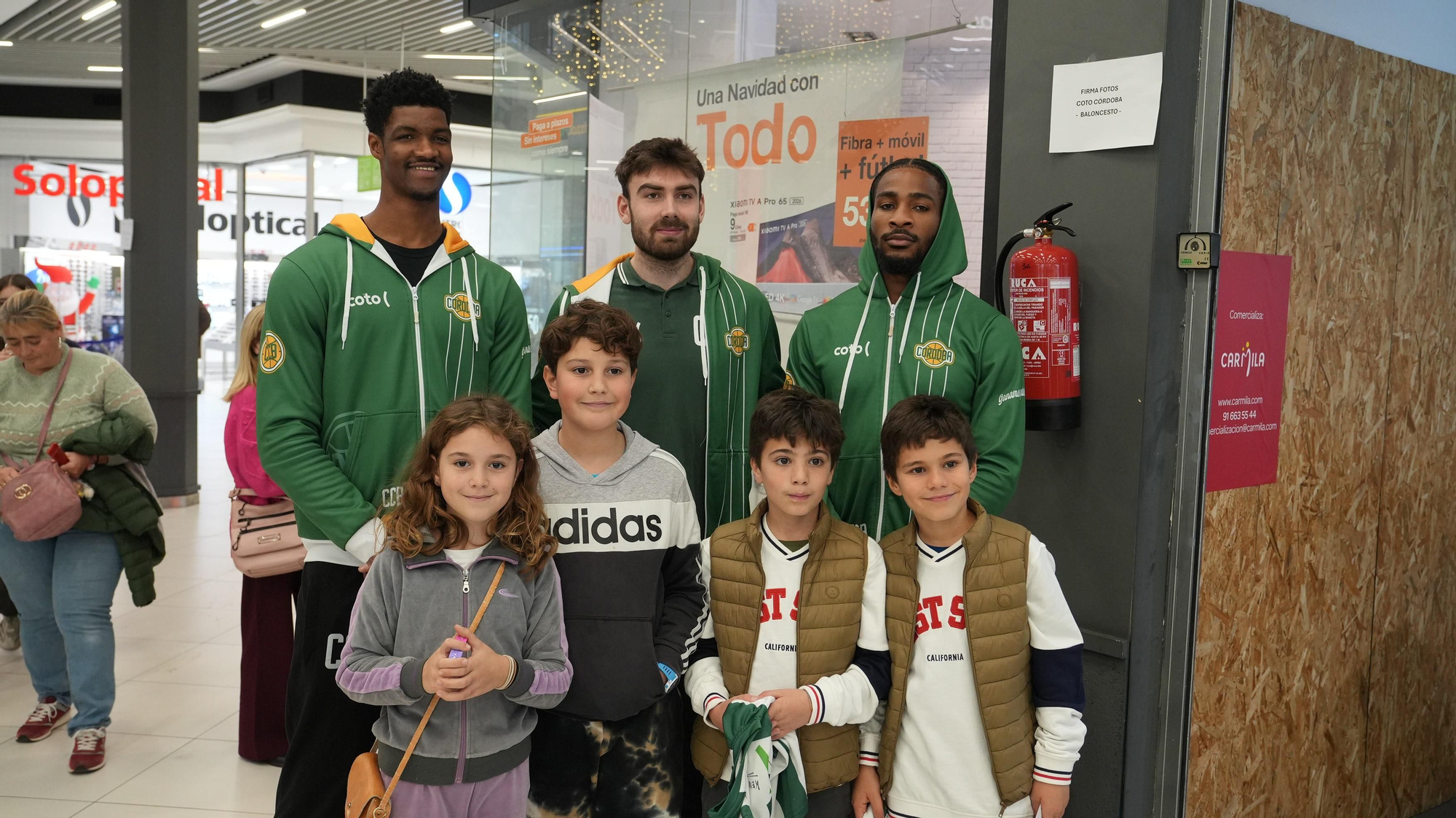 Firma de autógrafos del Coto Córdoba CB.