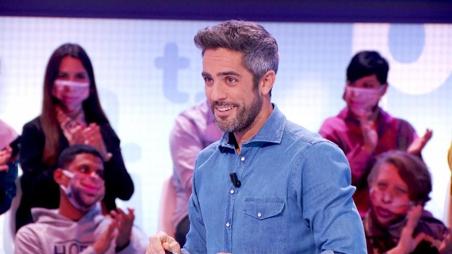 'Pasapalabra' emocionó a Roberto Leal por sus visitas y tuvo reunión de OT 2017