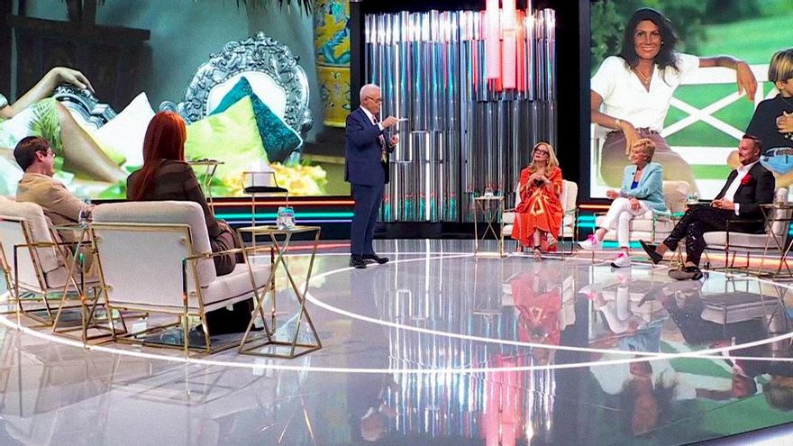 TVE recordó a Carmina Ordóñez con autocrítica de la prensa rosa: "Personajes así ya no existen, nos los hemos cargado"