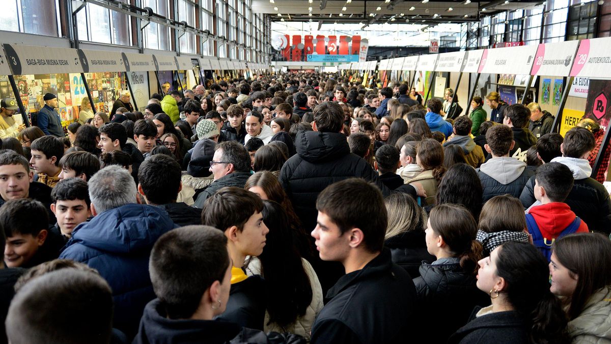 La Azoka cierra con "miles" de visitantes y una "aportación" a la cultura vasca más allá de Durango