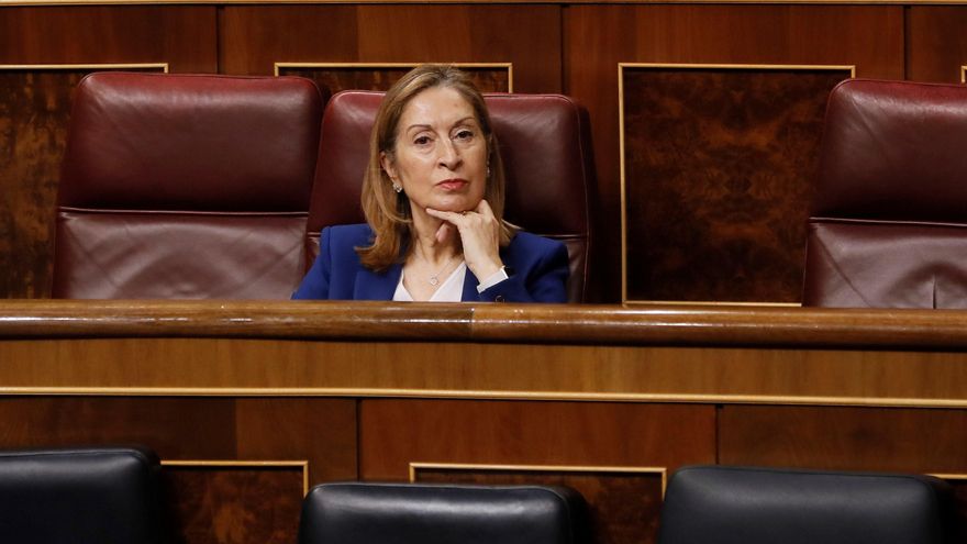 La exministra Ana Pastor abandona la política y ficha por una aseguradora sanitaria