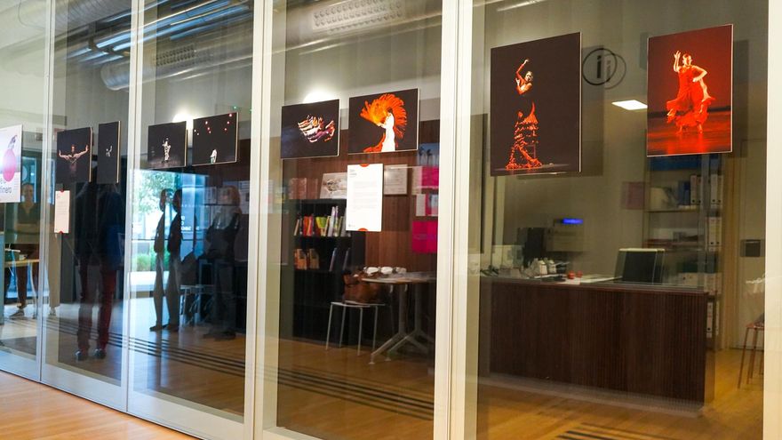 Algunos de los trabajos que componen la exposición fotográfica 'Memoria de lo efímero'