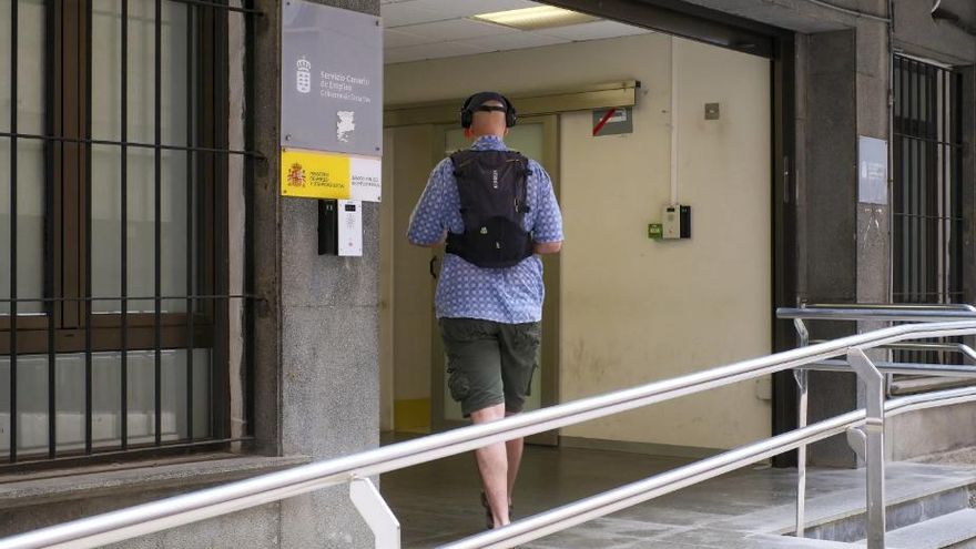 Precariedad laboral y de vivienda: revuelo en Canarias por los planes de CC-PP para sancionar a desempleados que rechacen un trabajo