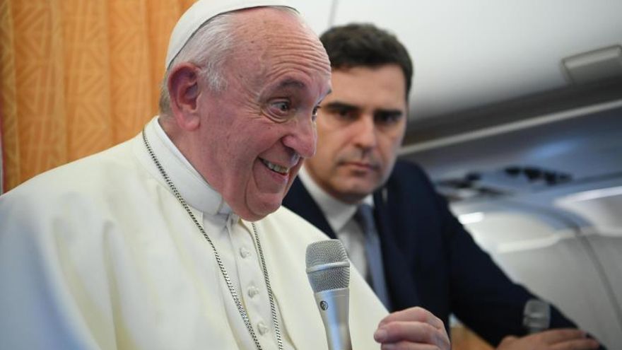 El papa revela la falta de acuerdo sobre una posible creación de diaconisas