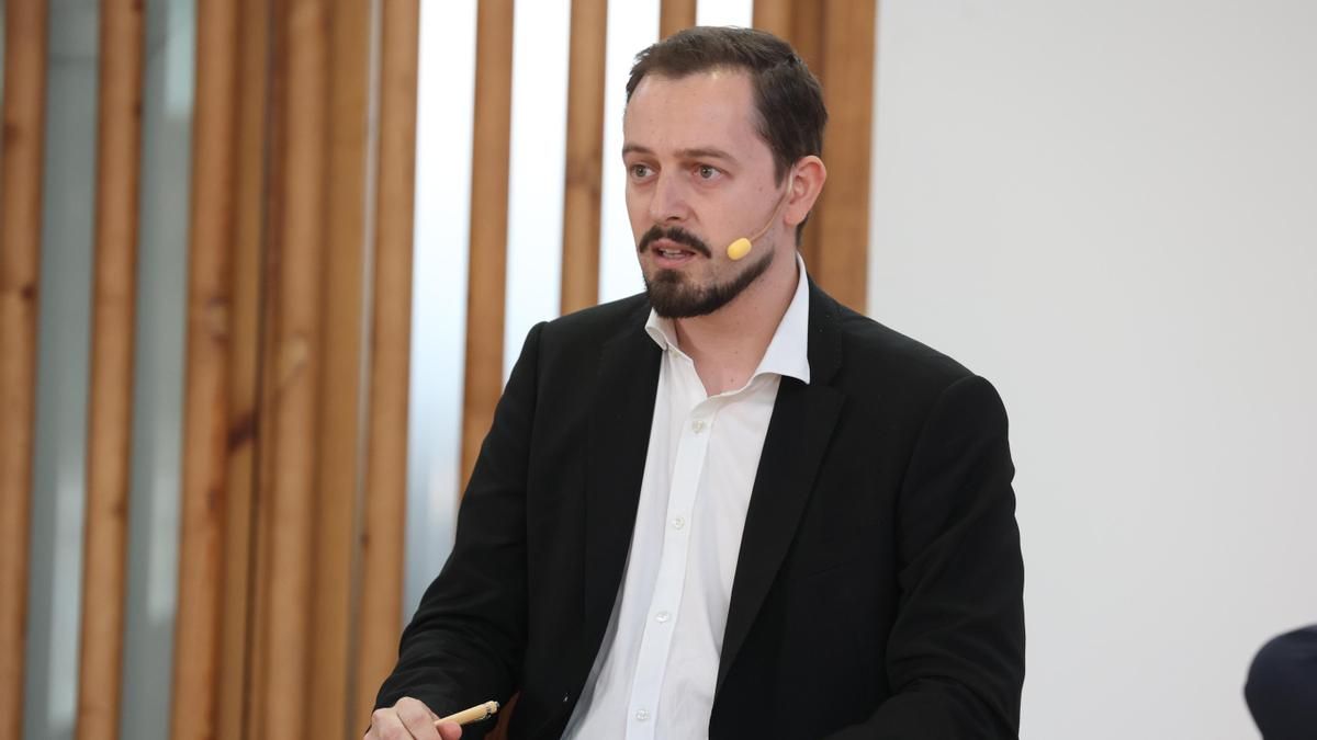 Adrián Fernández, director de sostenibilidad de Renfe