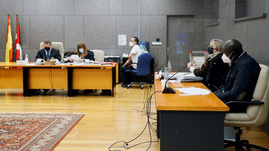 El marido de Maguette Mbeugou trató de alegar que la mató en defensa propia desde el momento de su detención