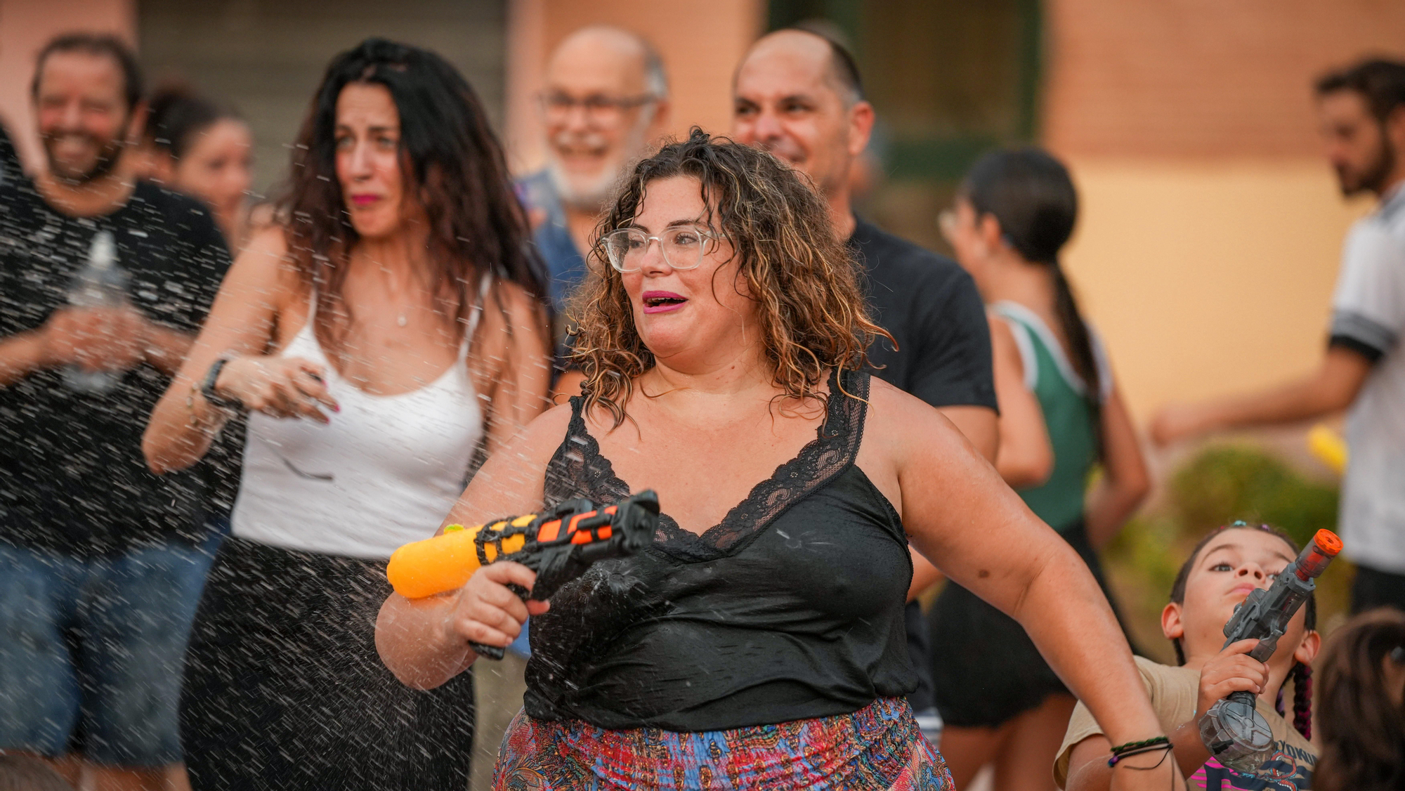 La Asociación Vecinal Diana y Ecologistas en Acción convocan la actividad lúdica 'Flis flas. Fresquitas a fin de mes' frente al calor