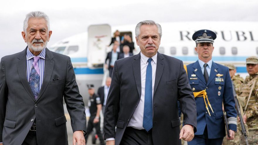 Fernández: "Hay que trabajar para que los ingresos no se devalúen frente a la inflación"