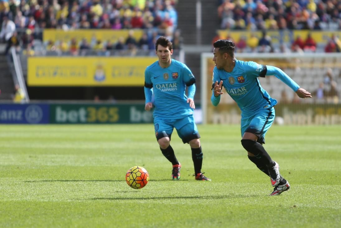 Imágenes del partido entre la UD Las Palmas y el FC Barcelona en el Estadio de Gran Canaria. (Alejandro Ramos).
