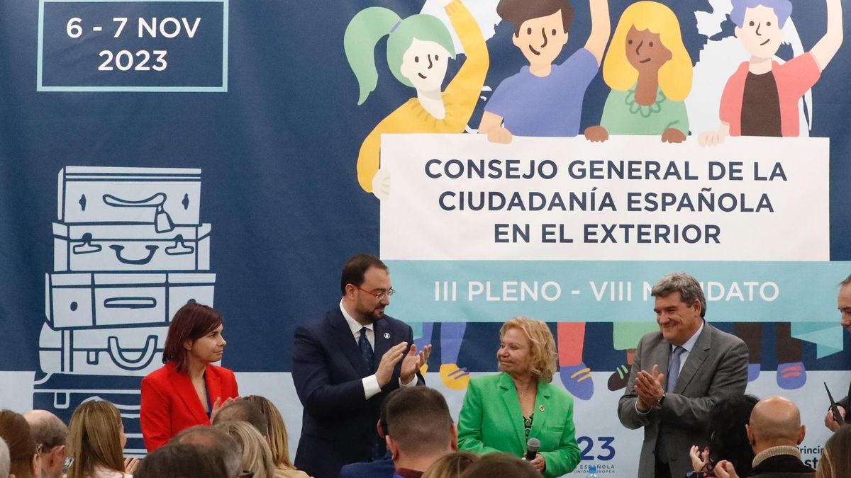 Reunión en Colombres del Consejo General de la Ciudadanía Española en el Exterior